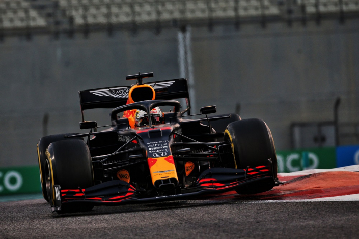 Motor Racing – Formula One World Championship – Abu Dhabi Grand Prix – Race Day – Abu Dhabi, UAE